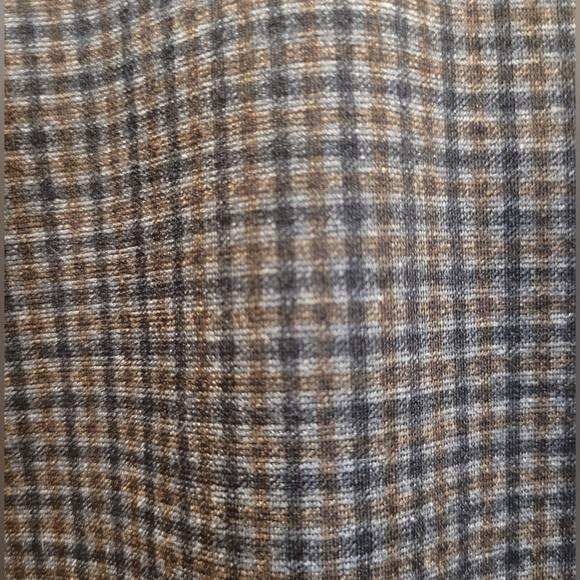 le chateau grey/brown plaid cigarette pants. Size US 12. - Picture 4 of 9